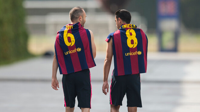 10 лучших игроков в истории Барселоны по версии The Mirror