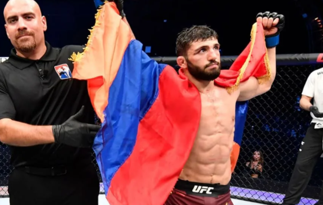 Армянский боец UFC победил в номинации "Прорыв года", обойдя грузина, азербайджанца и ингуша